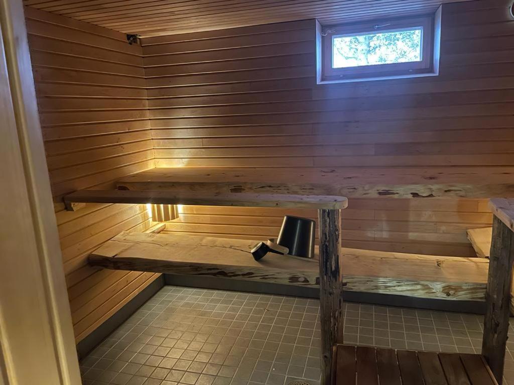 Napapiirin Eraekartano Lägenhet Pello Exteriör bild