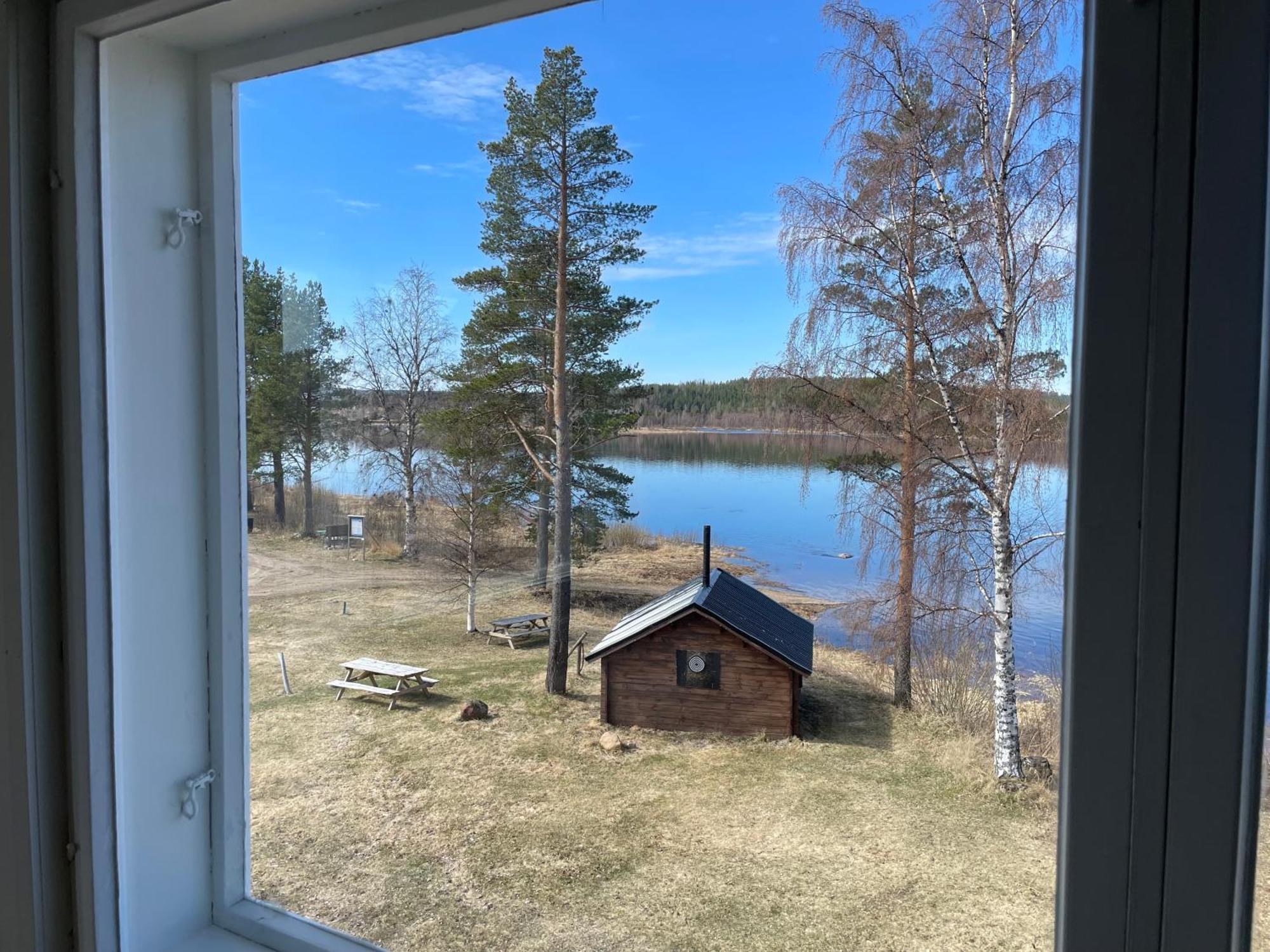 Napapiirin Eraekartano Lägenhet Pello Exteriör bild